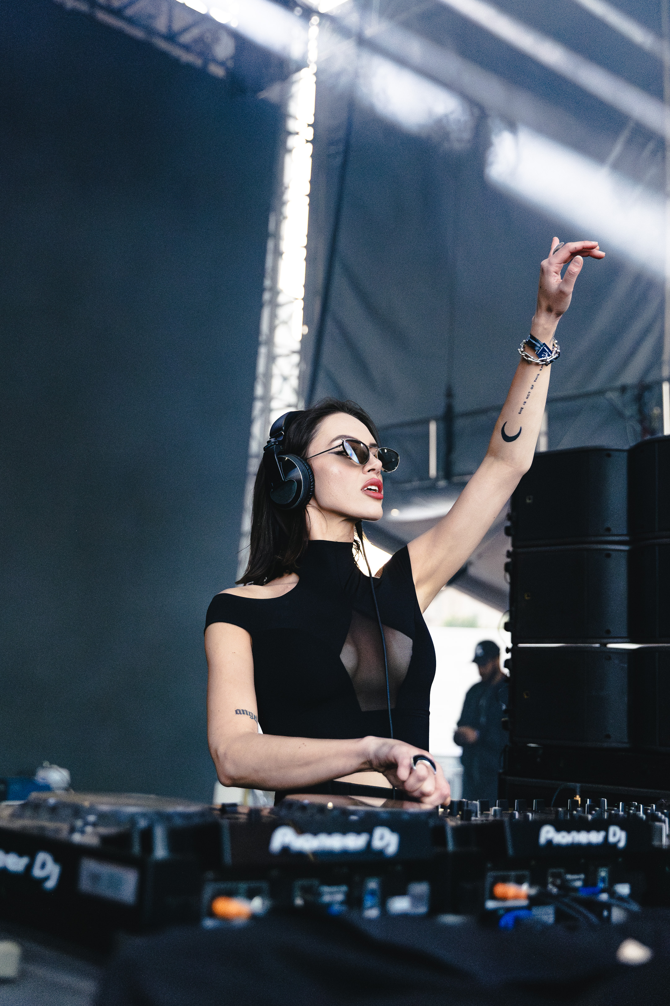 Change The Beat Partners With Sara Landry & HEKATE Records For Remix Competition Supporting Women & Gender Expansive Artists
