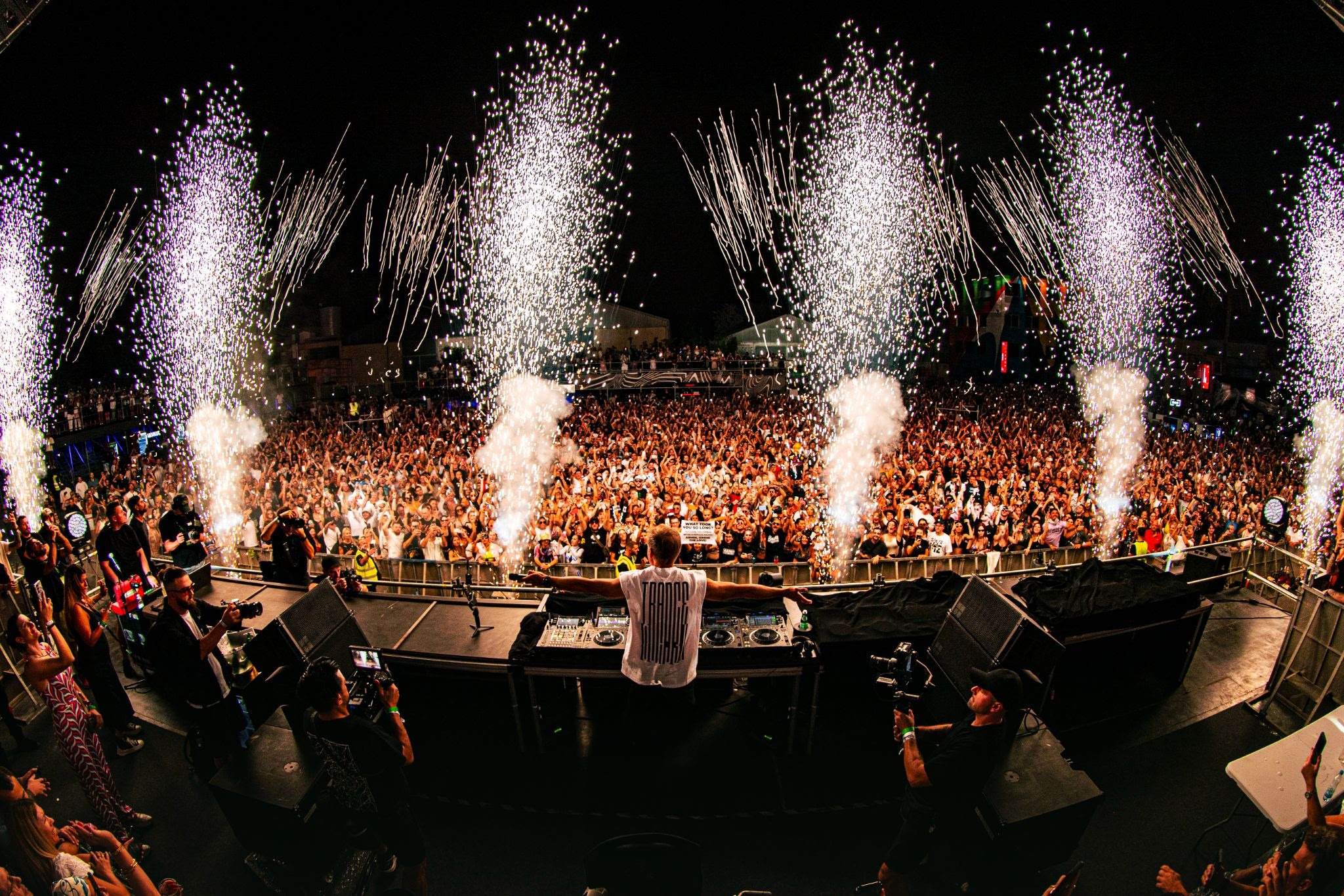 BEONIX announces electric mix of stage hosts and brand showcases for unmissable 2026 edition