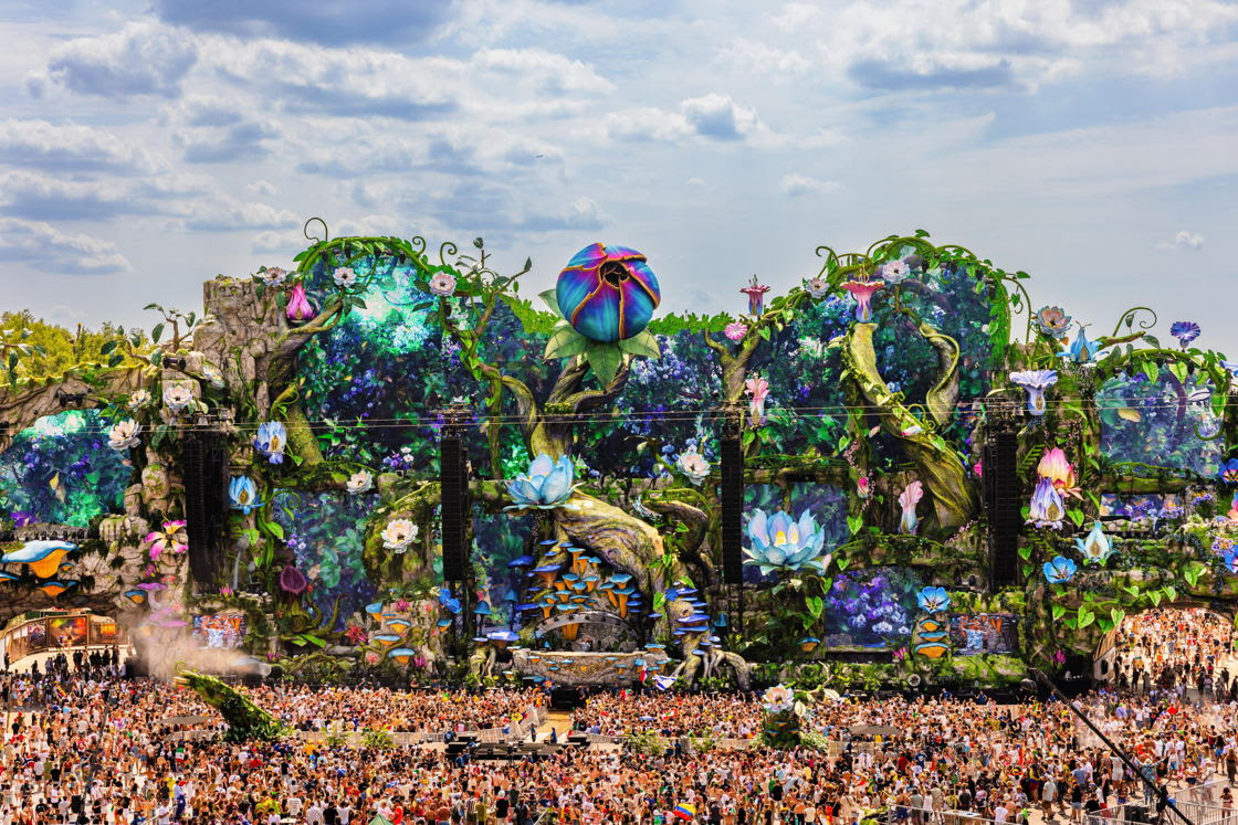 Tomorrowland Brasil adds Argy, Avalon Emerson, AZYR, Deadmau5, DJ Tennis, Green Velvet, Joyhauser, Nico Moreno, Shimza, and Space 92 to the line-up