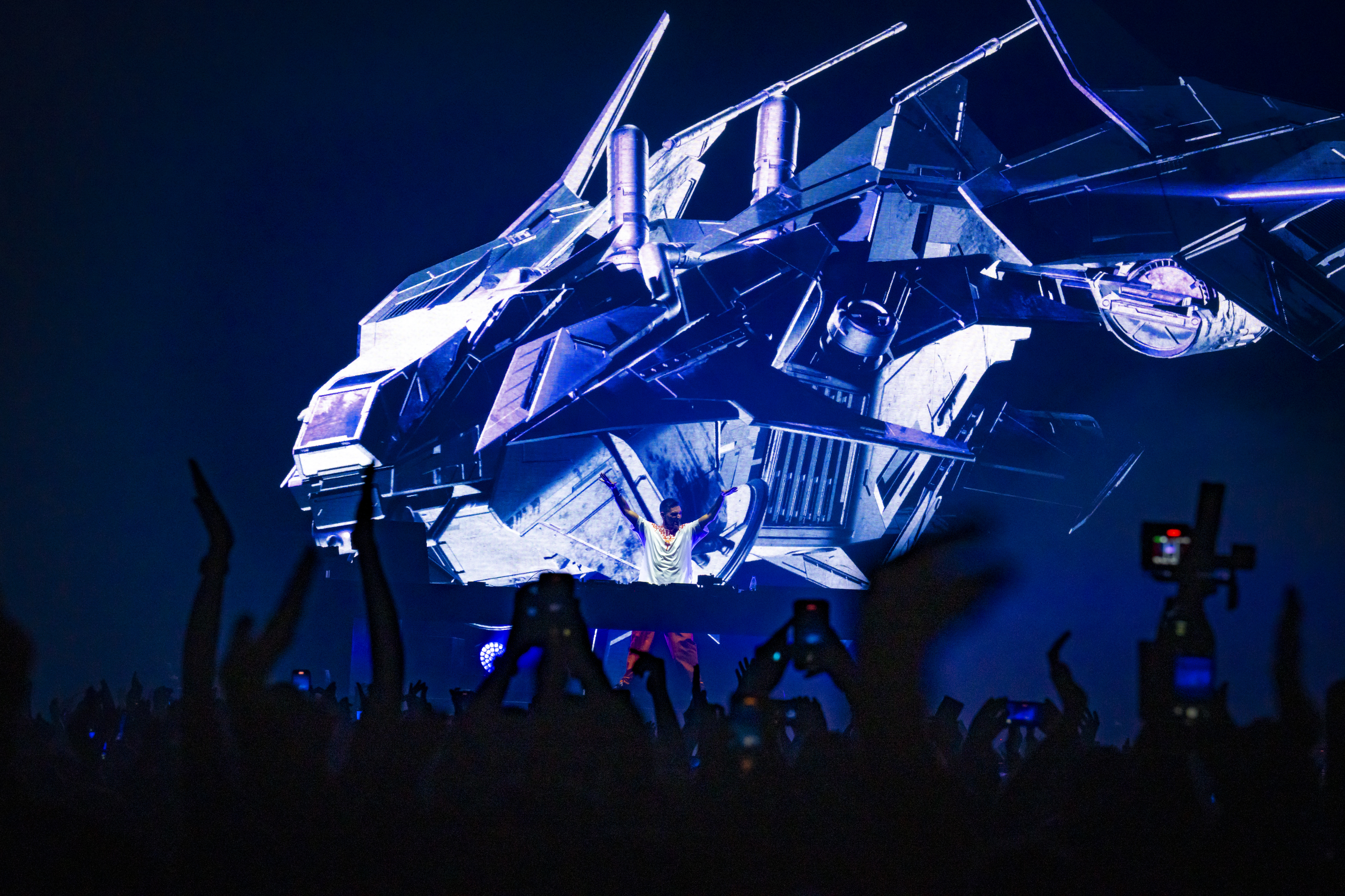 Gabry Ponte announces groundbreaking CIRCOTRON – The Dance Show arena tour for 2027