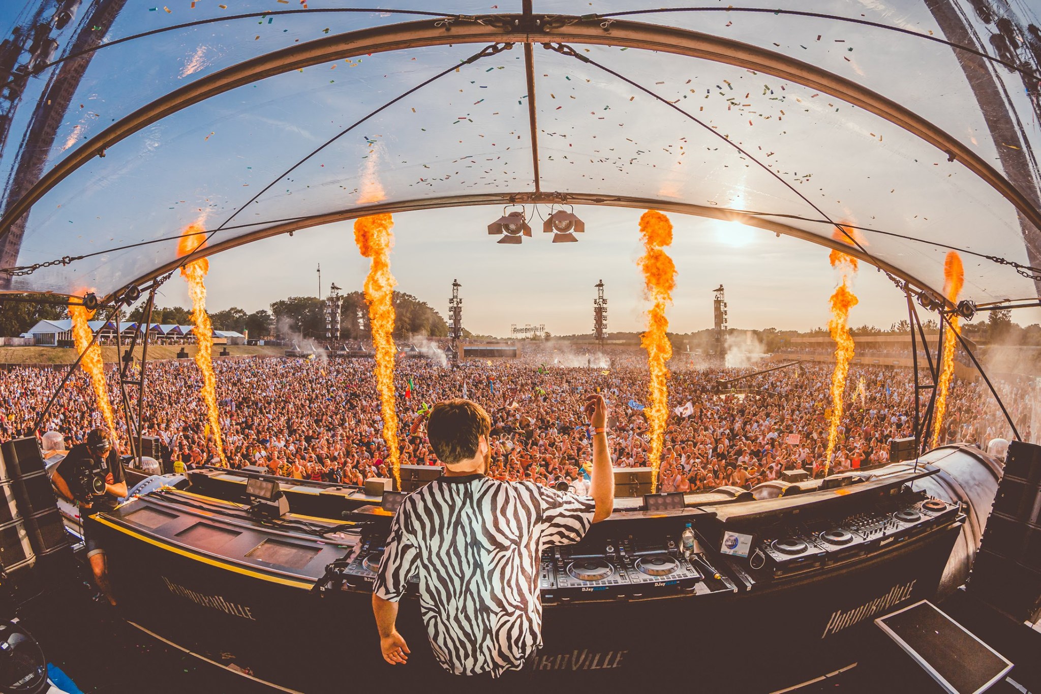 Interview with Oliver Heldens at Parookaville