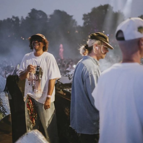 ‘Move’ becomes the number 1 in the ‘Summer Anthems Top 100’
