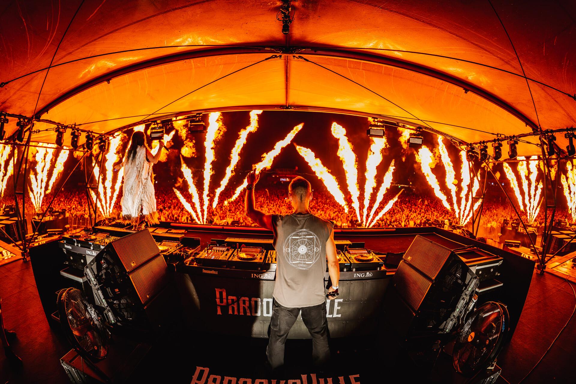 PAROOKAVILLE 2026 brings Armin van Buuren, R3HAB, Argy, Steve Aoki, Felix Jaehn and some 40 other acts to the City of Dreams