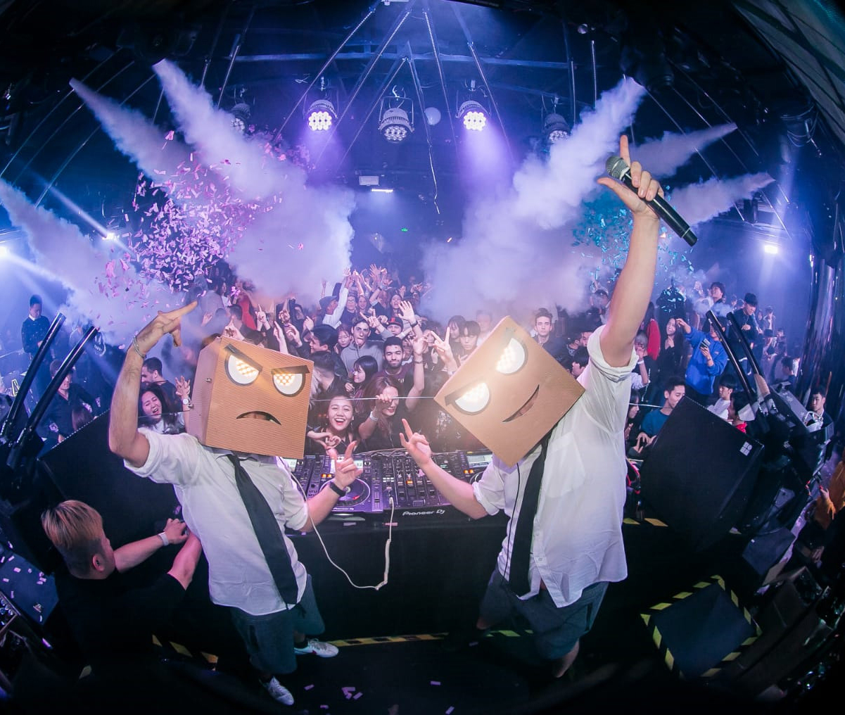 Interview with DJs From Mars